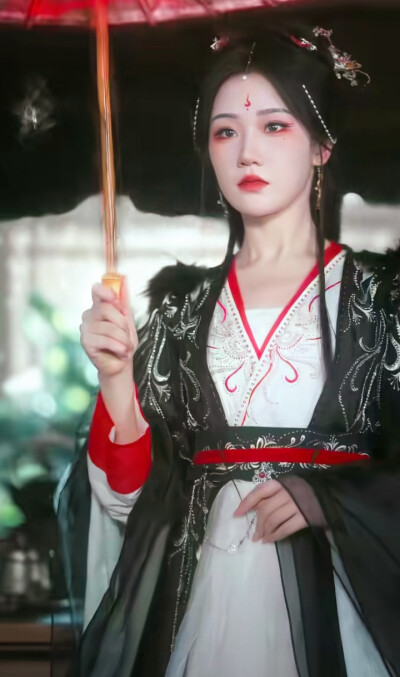 张晋宜/又见明月时