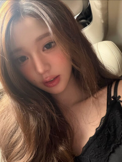 张元英 wonyoung