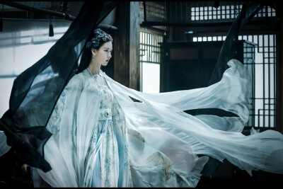 陈都灵