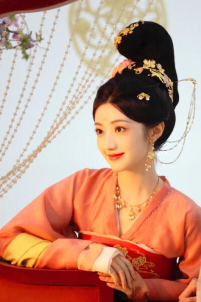 黄奕
