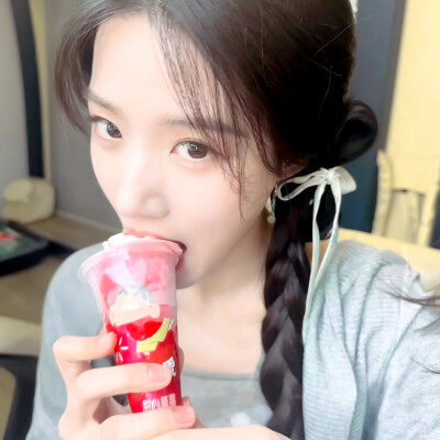 卢昱晓