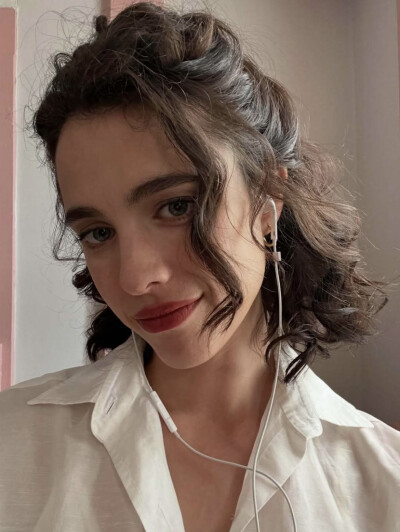 margaret qualley