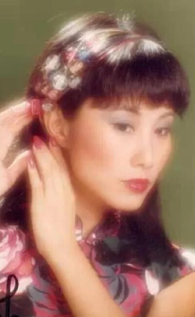 汪明荃