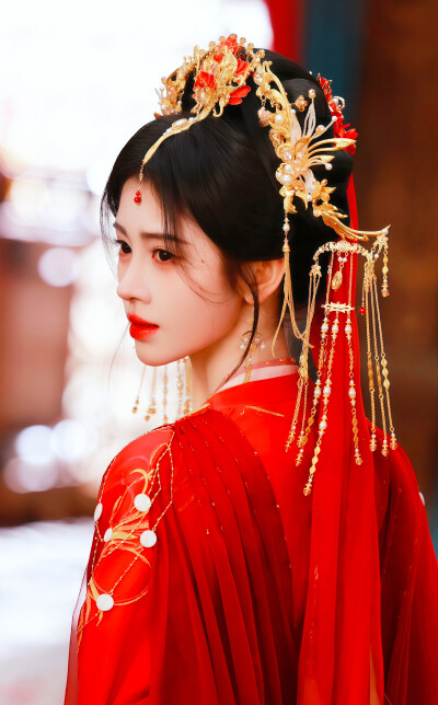 鞠婧祎