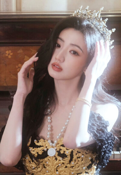 黄奕
