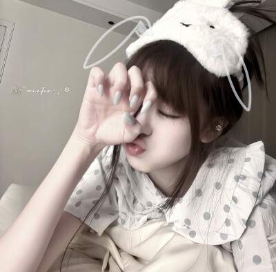 女头
垂耳兔