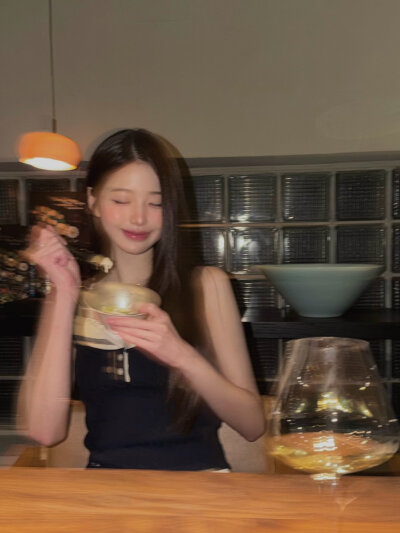 张元英 wonyoung