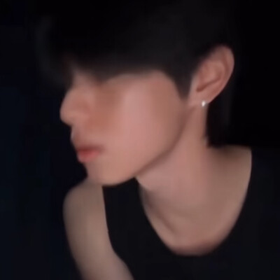崔立于