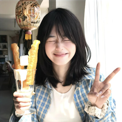许愿像轻松熊一样轻松 ՞-ㅅ-՞