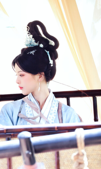 杨超越