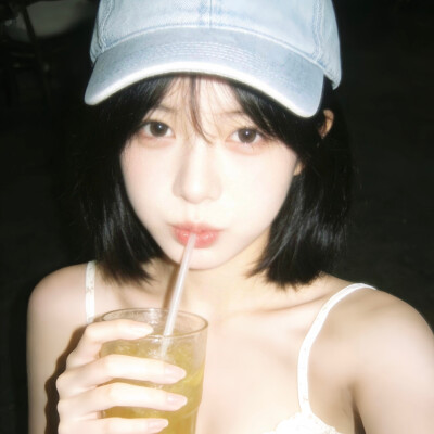 许愿像轻松熊一样轻松 ՞-ㅅ-՞