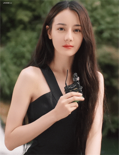 迪丽热巴