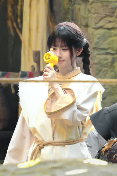 鞠婧祎
