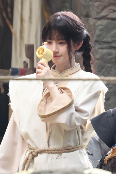 鞠婧祎