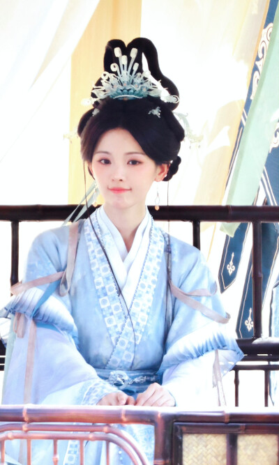杨超越