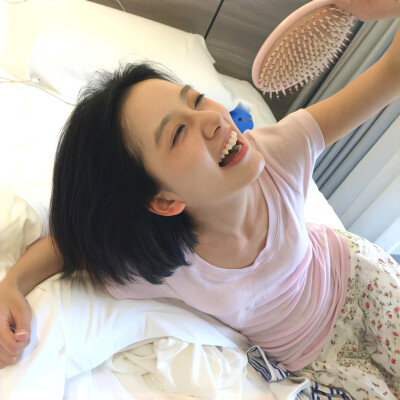 许愿像轻松熊一样轻松 ՞-ㅅ-՞