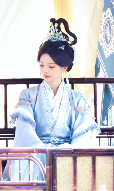杨超越