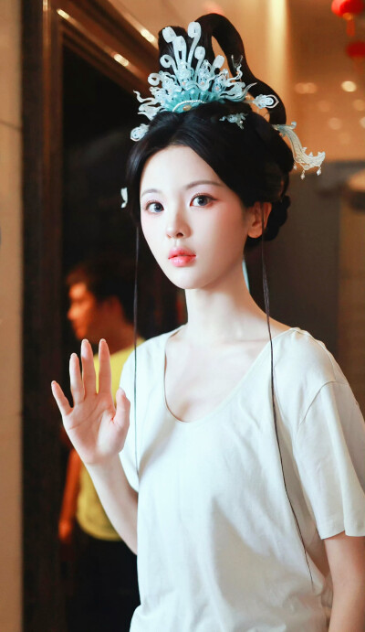 杨超越