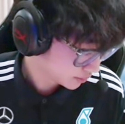 我真喜欢张君泰这套衣服