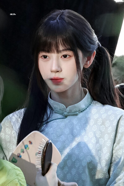 鞠婧祎