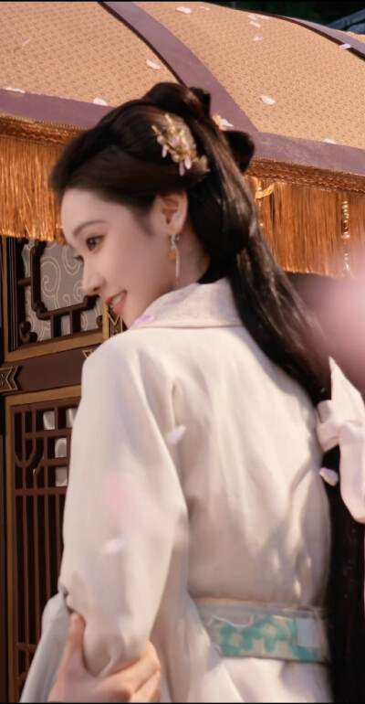周静波《百花杀》沈璎婼