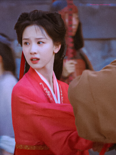 翘楚 陈都灵∣楚朝
