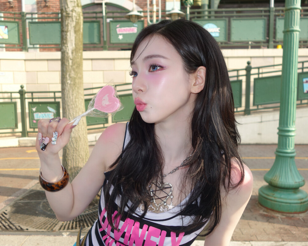 柳智敏 karina