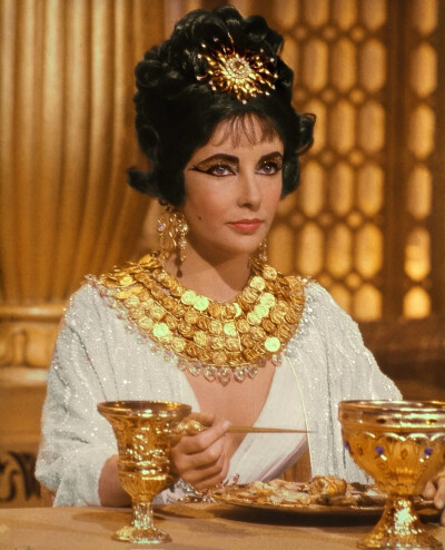 Elizabeth Taylor ​​​