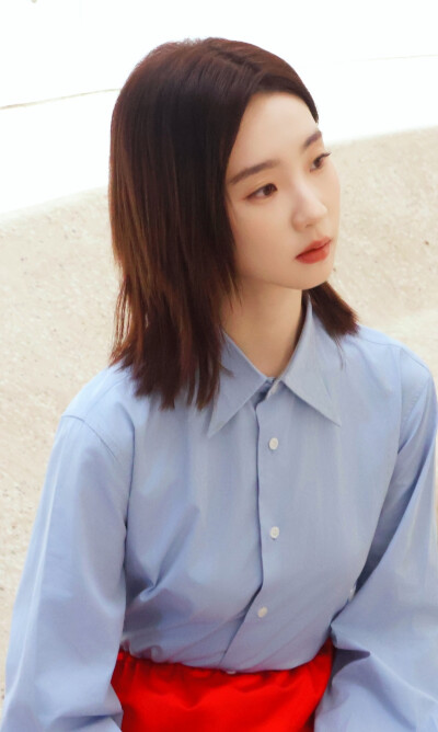 张艺凡
