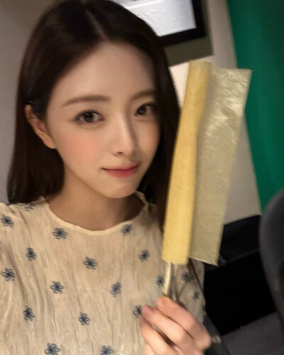 申有娜 yuna