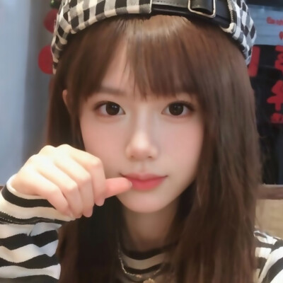 ꒰˶>ᗜ<˶꒱​ 