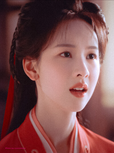 翘楚 陈都灵∣楚朝
