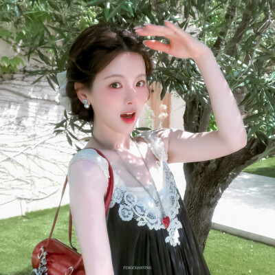 杨超越