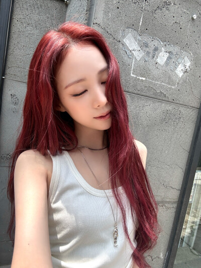 罗潾 narin