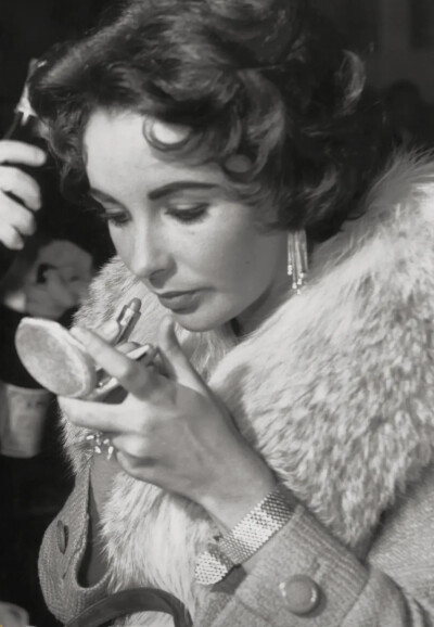 Elizabeth Taylor ​​​