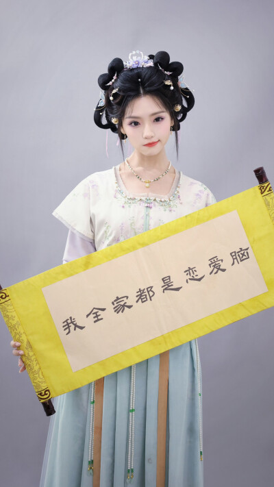 王云云