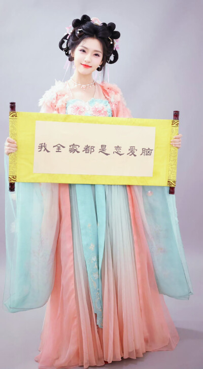 王云云