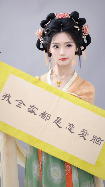 王云云