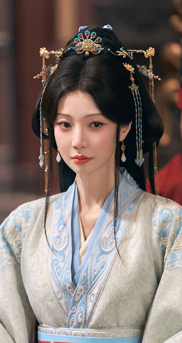 郑雅文《雀骨》何元姬