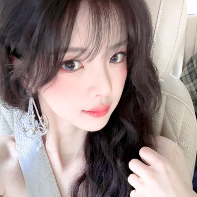 杨超越