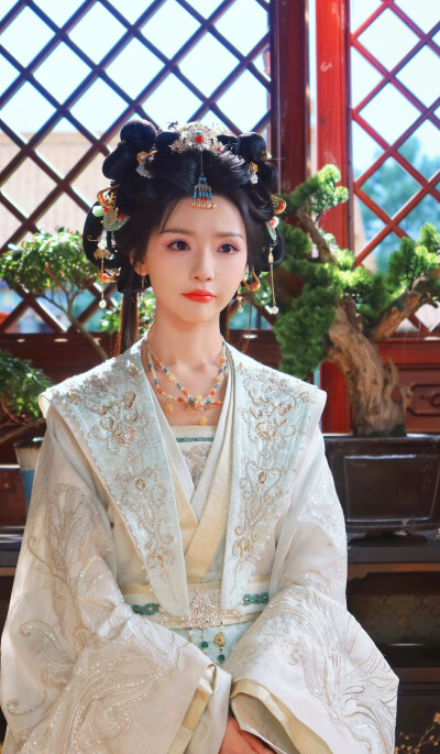 王云云