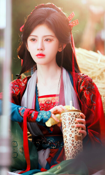 鞠婧祎