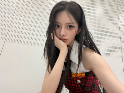 MINJU 自拍