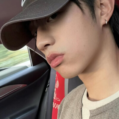 头像丨男头 学会不在意整个人都平静了