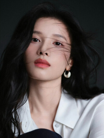 张婧仪