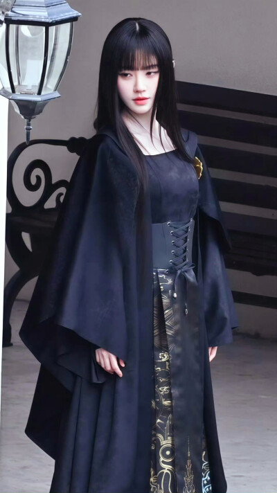 鞠婧祎