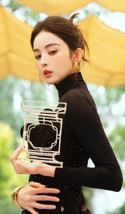 娜扎