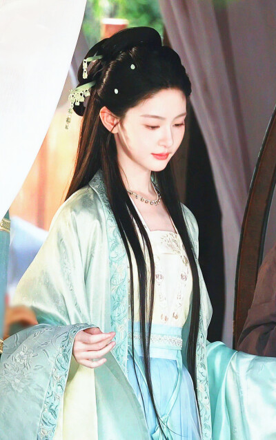 赵晴