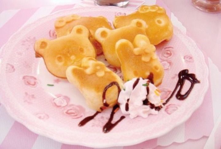 >`‸´ɞ̴̶̷