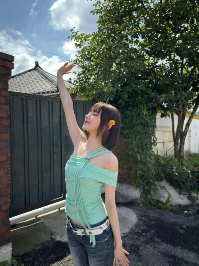 宋雨琦INS更新